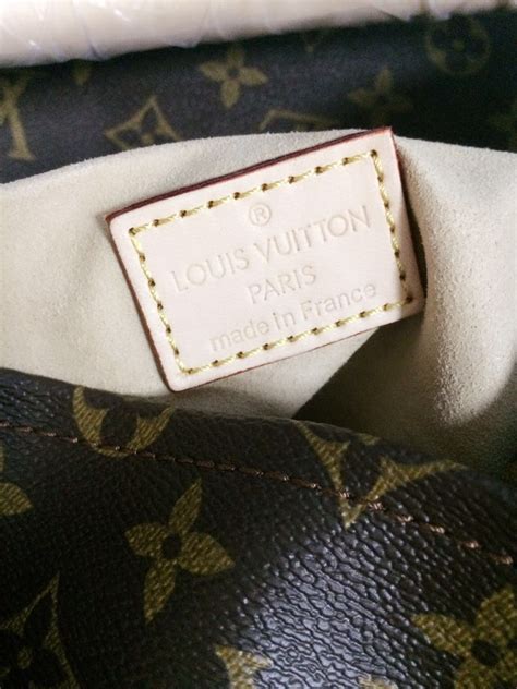 louis vuitton cowhide leather man-made interior lining 52225|Louis Vuitton fabric lining.